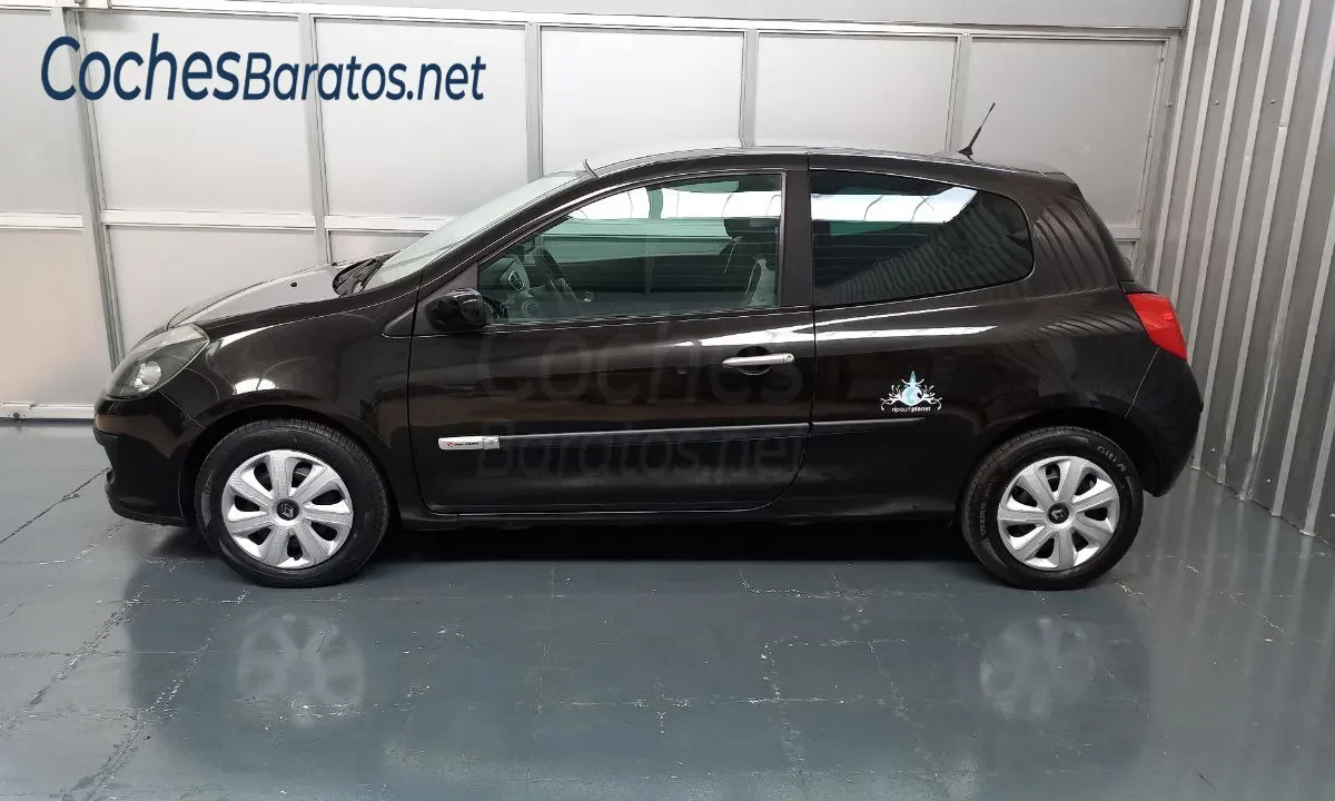 byc-digital-coches-baratos-cochesbaratos-renault-clio-negro-renaultclio-ripcurl -rip-curl (2)