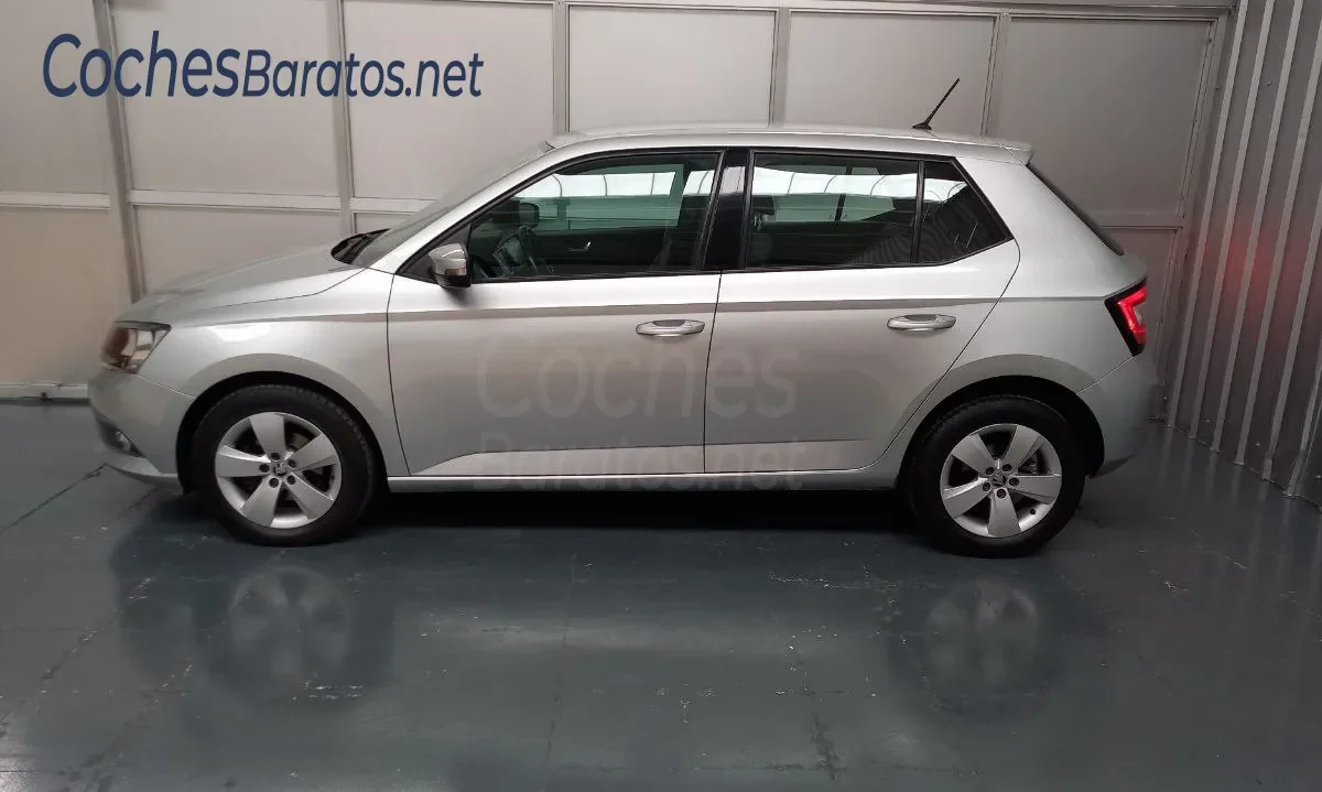 skoda-fabia-gris-segundamano-bycdigital-byc-digital-03